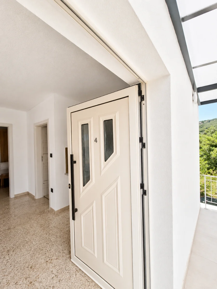 Gallery image 11