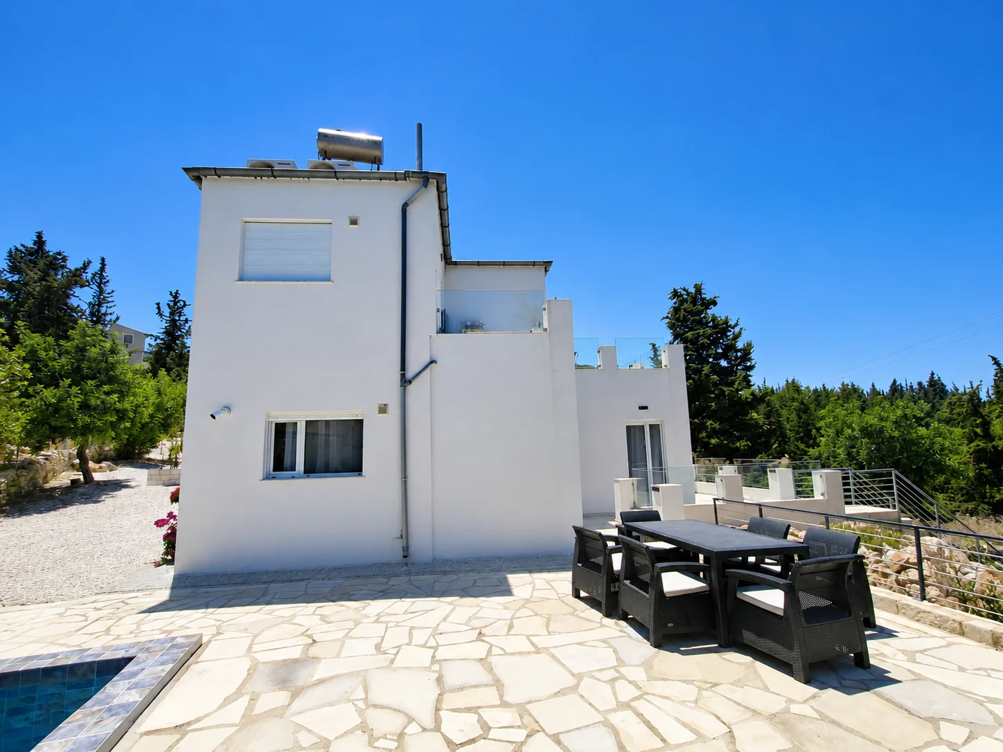 Gallery image 9