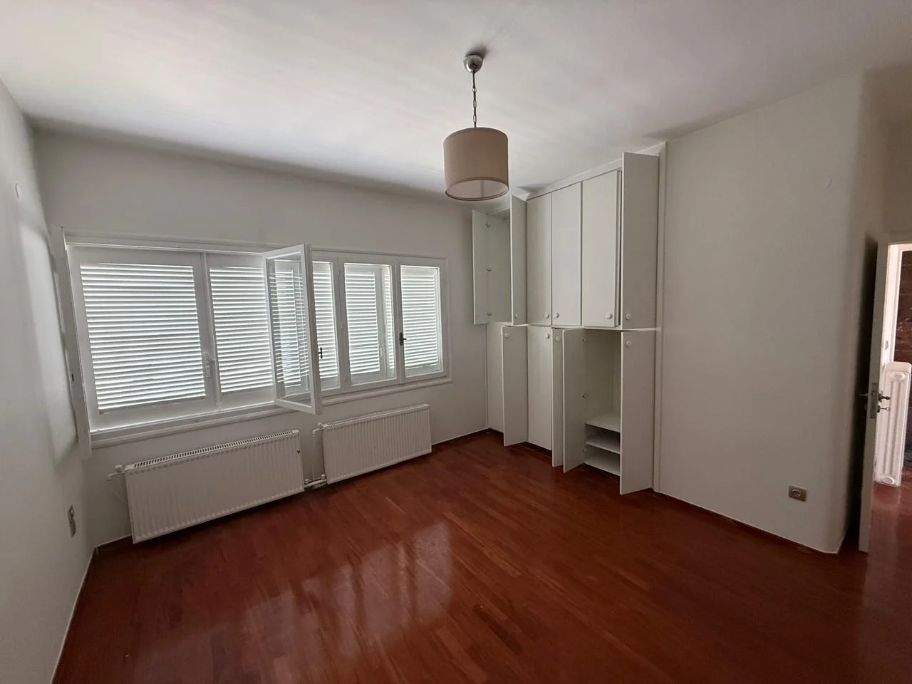 Gallery image 10