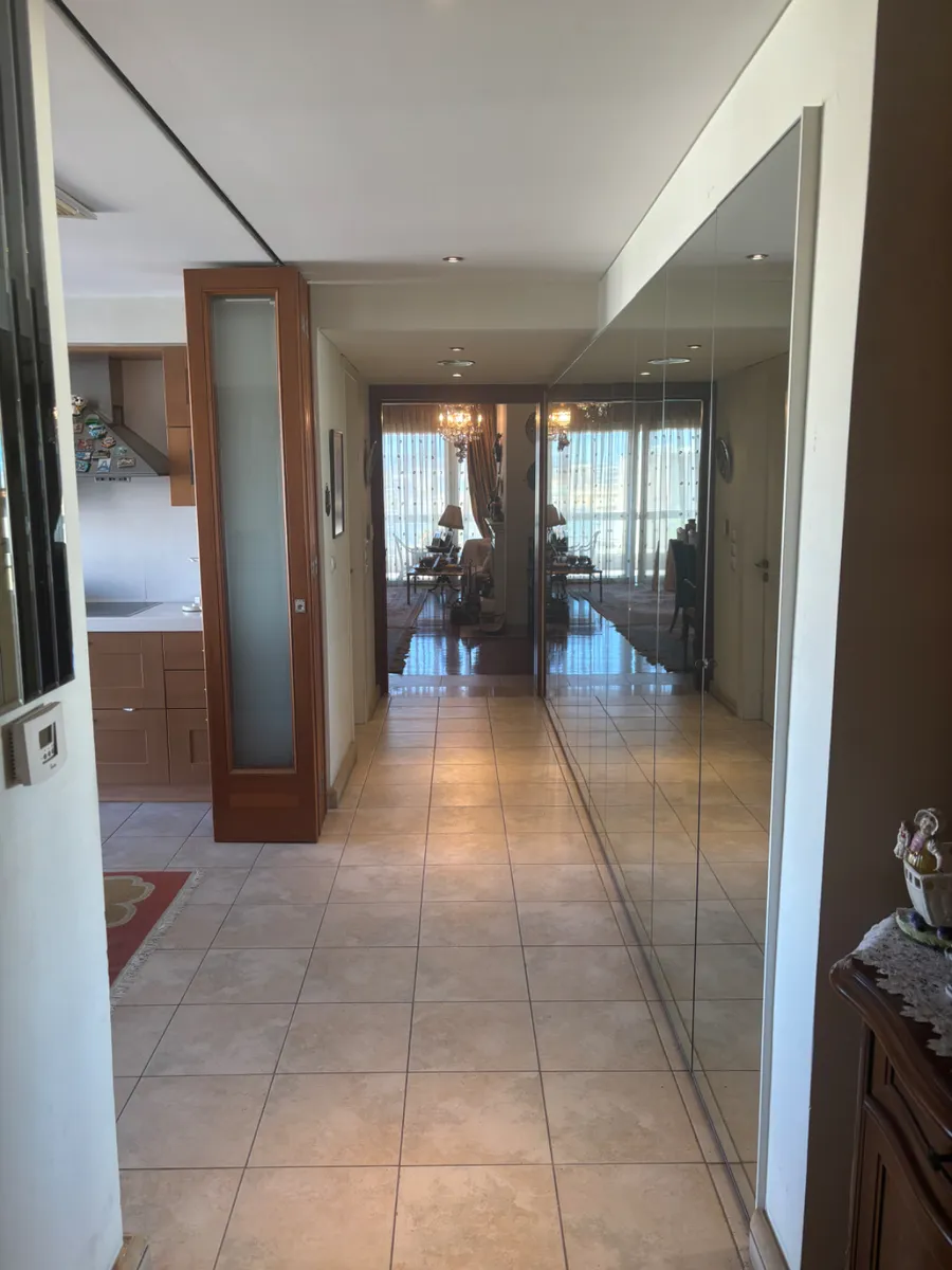 Gallery image 12