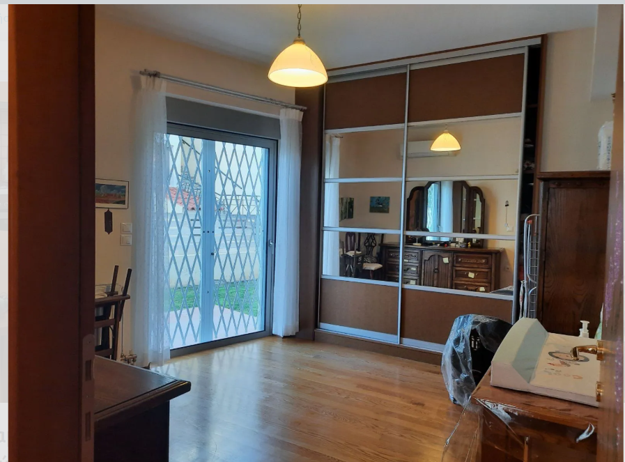 Gallery image 8