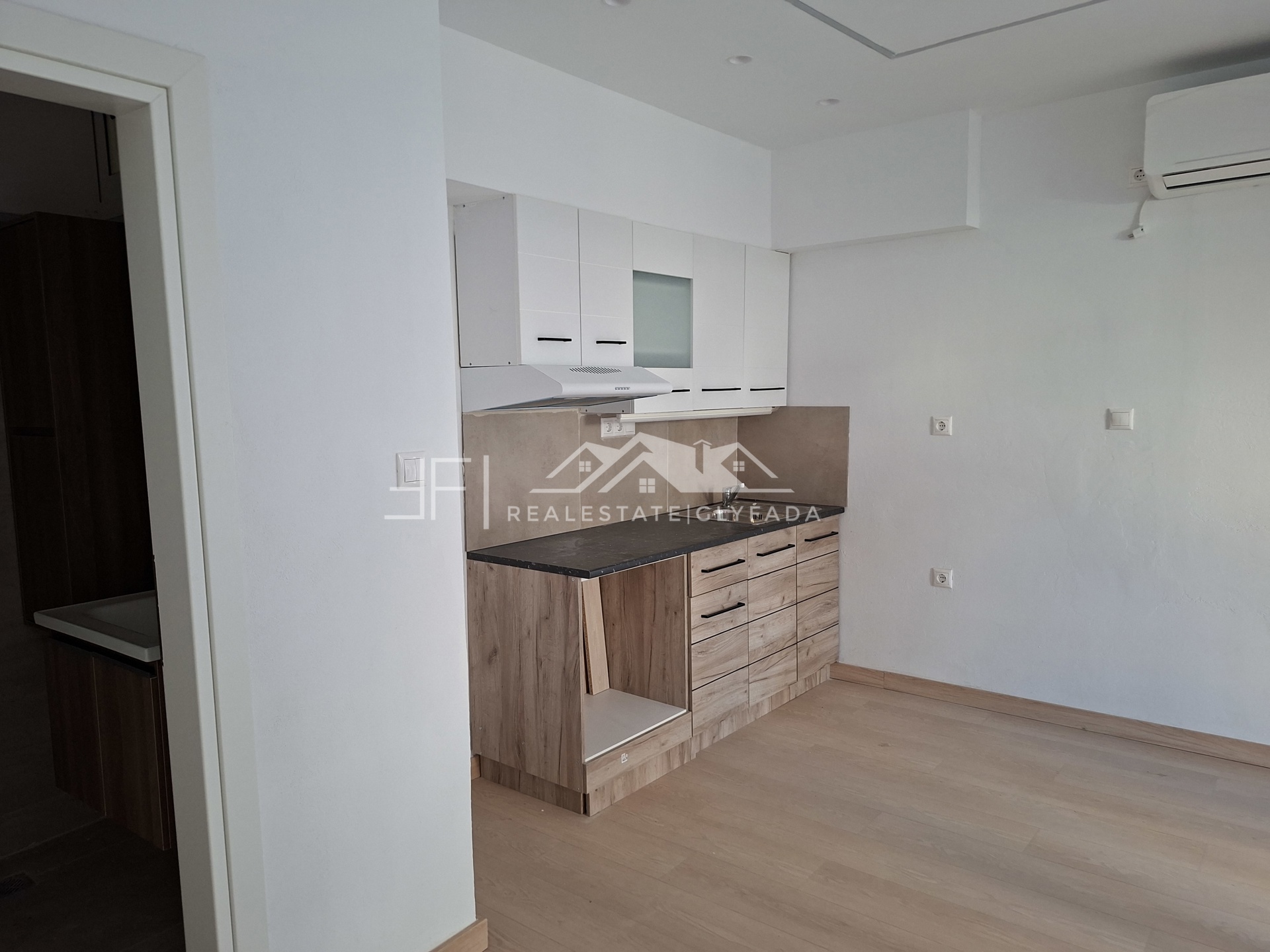 Gallery image 17