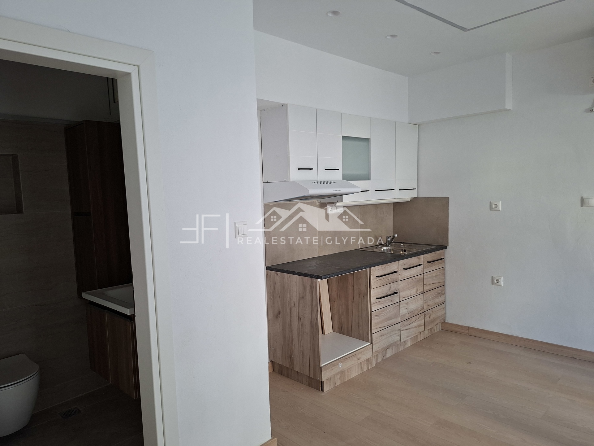 Gallery image 16