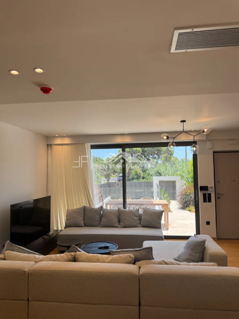 Gallery image 13