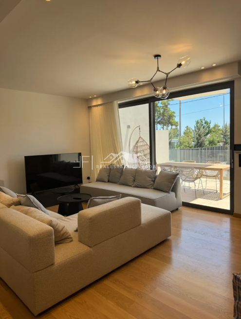 Gallery image 12