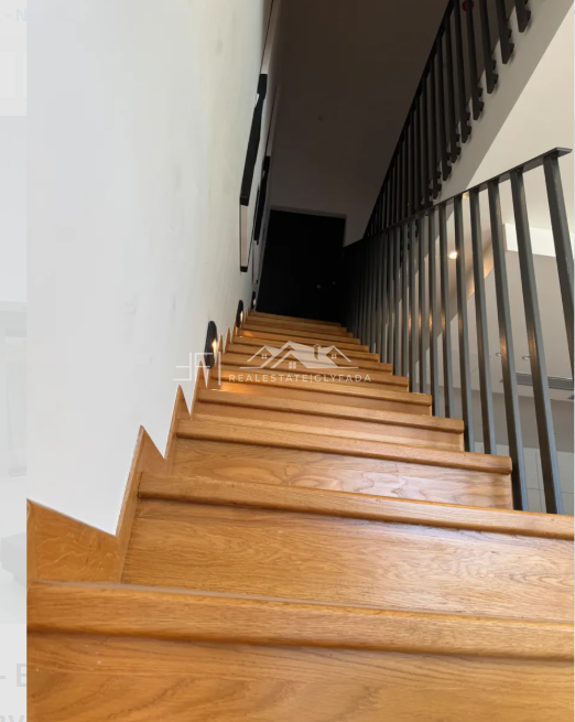 Gallery image 10