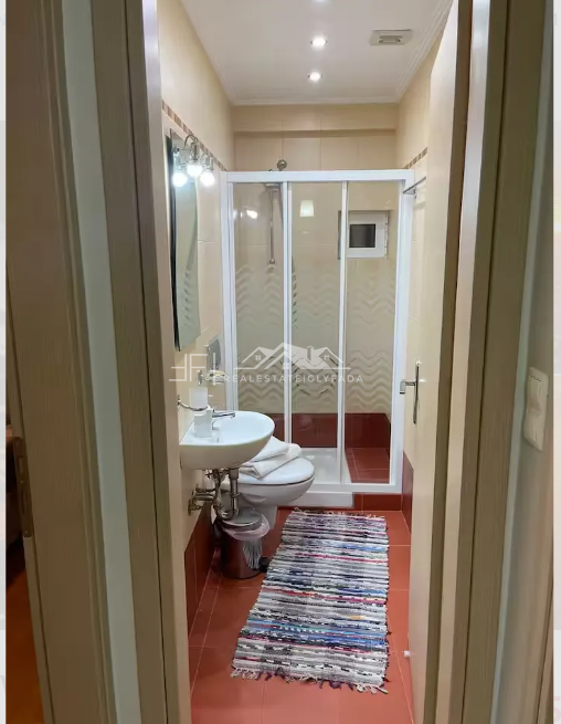 Gallery image 16