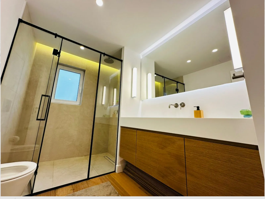Gallery image 10