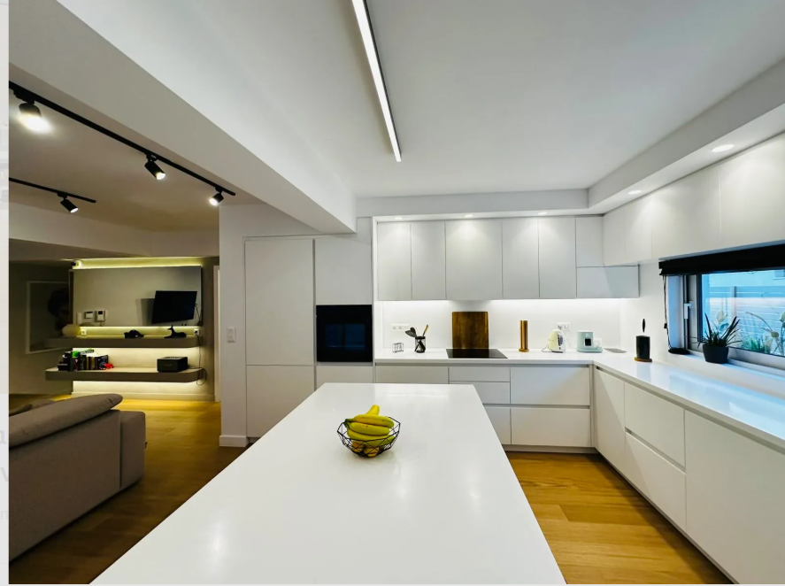 Gallery image 12