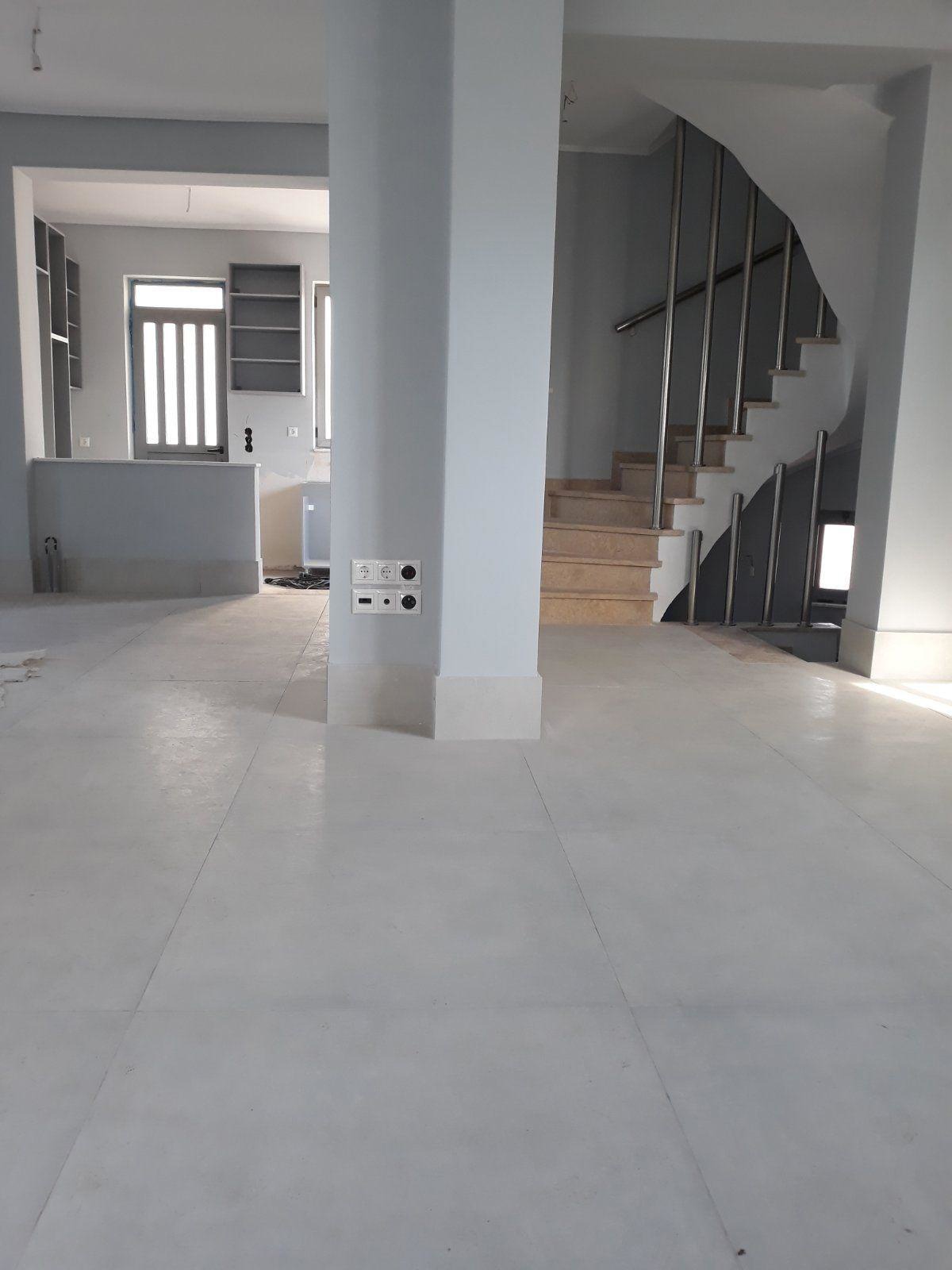 Gallery image 8