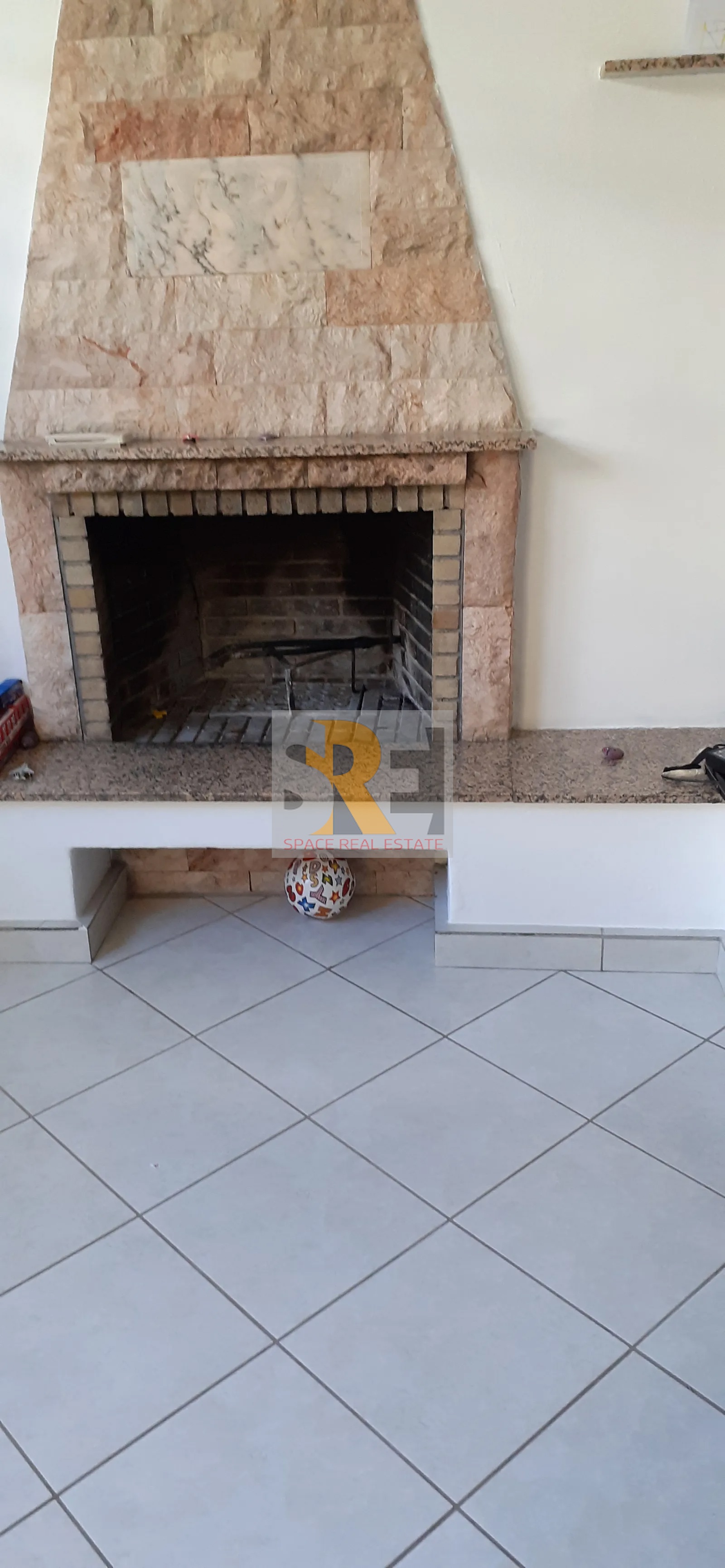 Gallery image 14