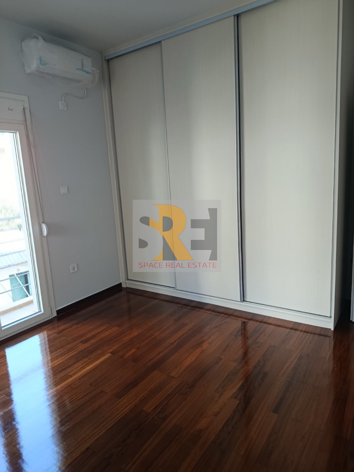 Gallery image 21