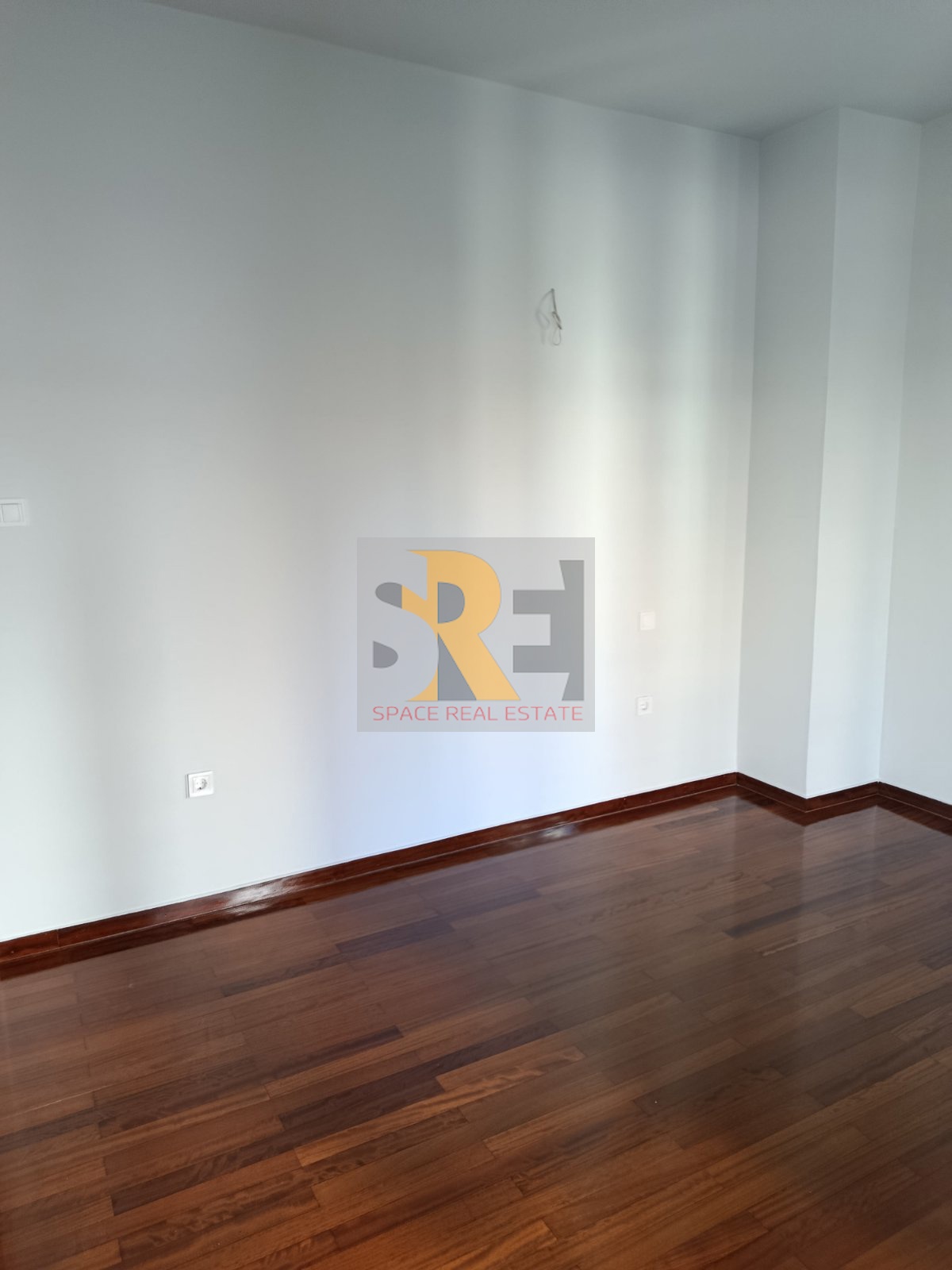 Gallery image 42