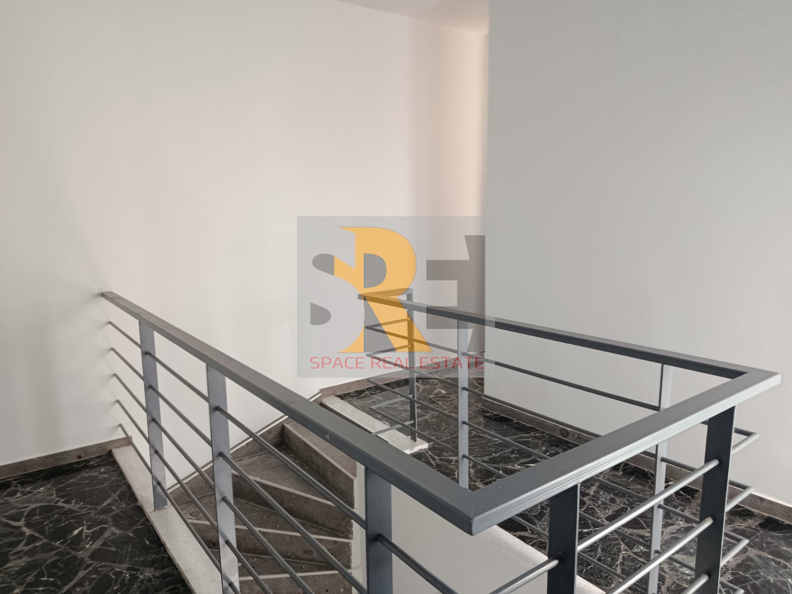 Gallery image 14