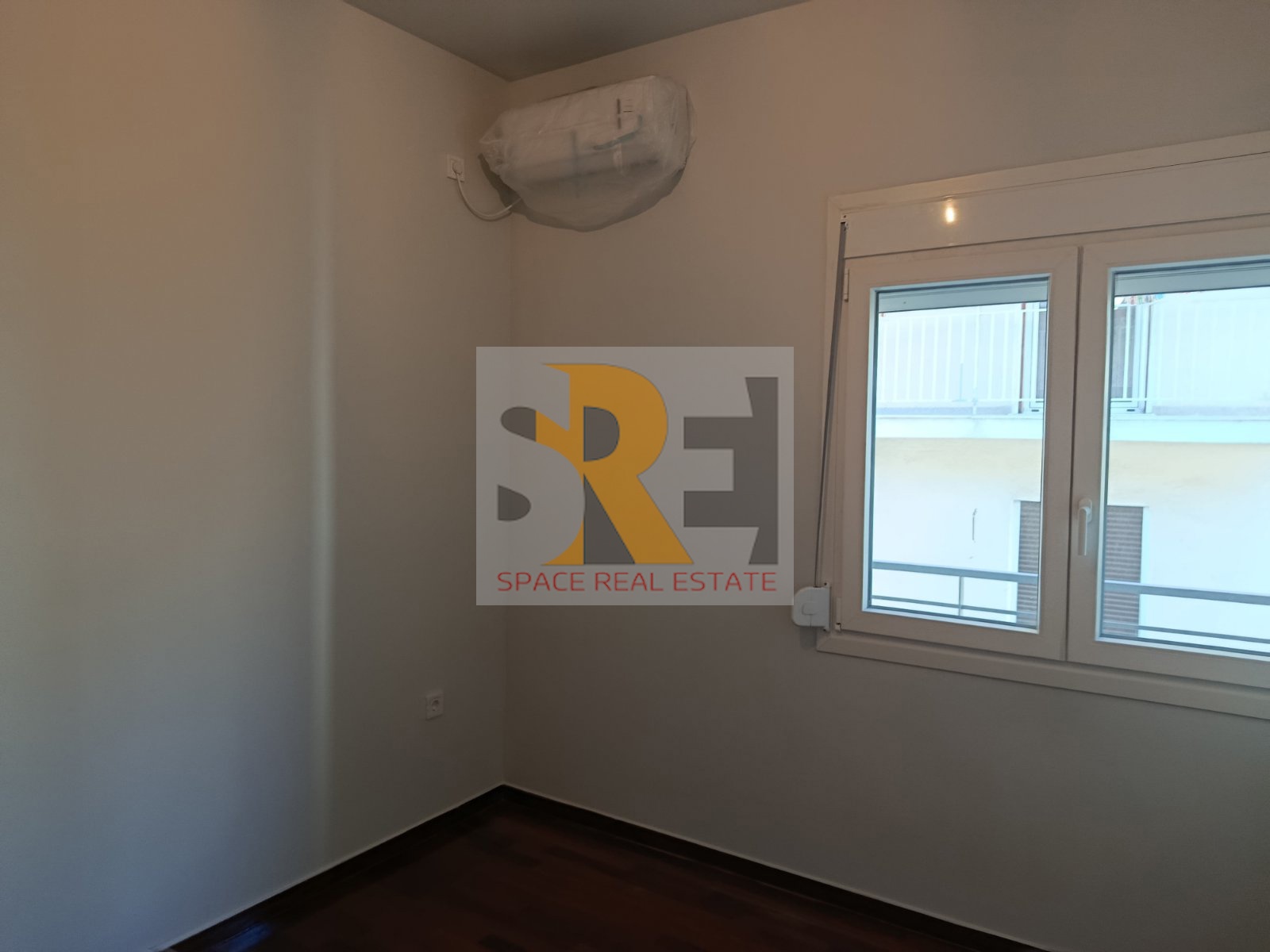Gallery image 16