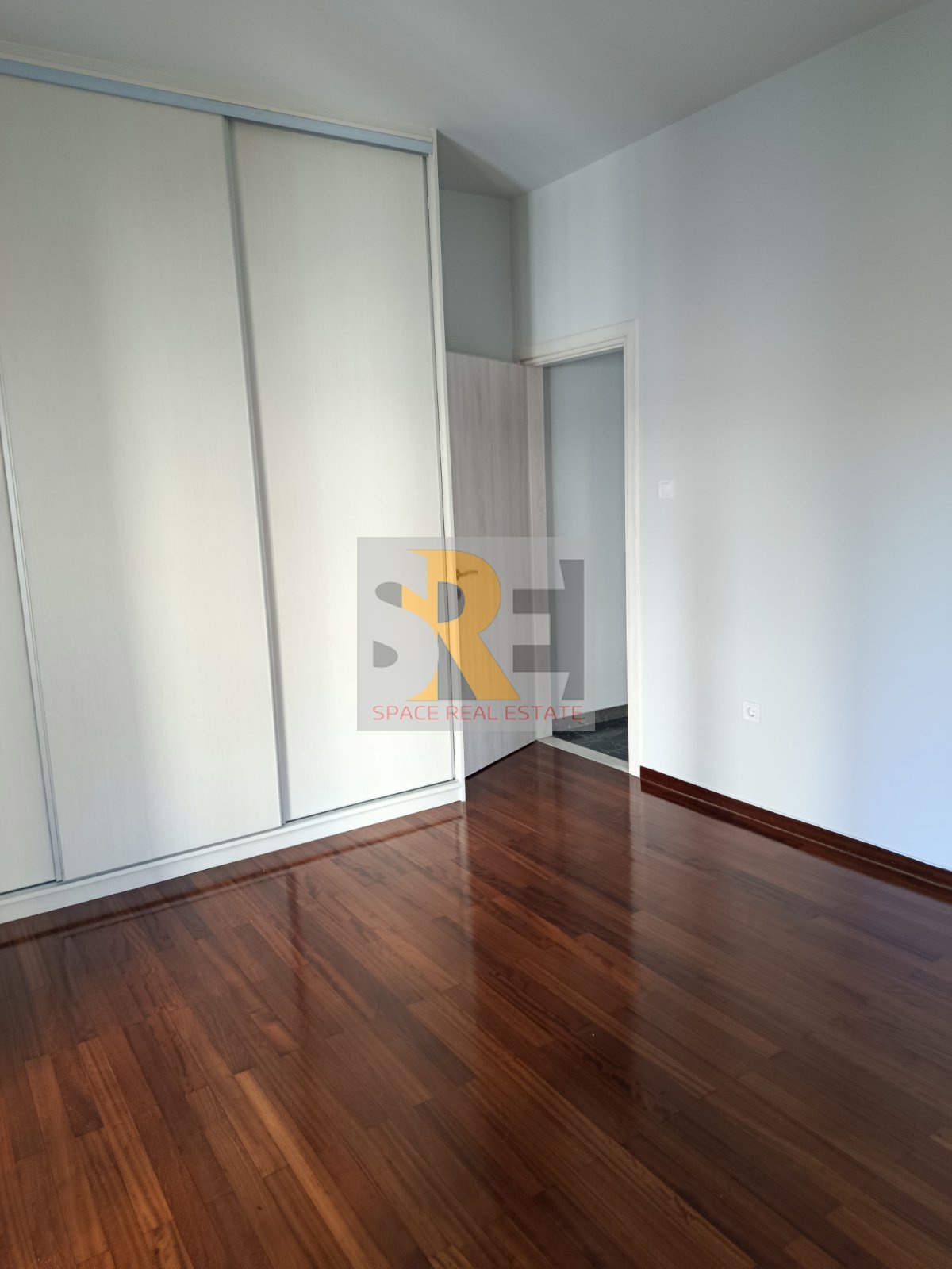Gallery image 20
