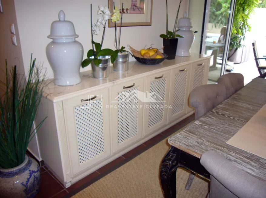 Gallery image 11