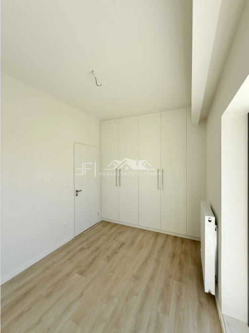 Gallery image 8