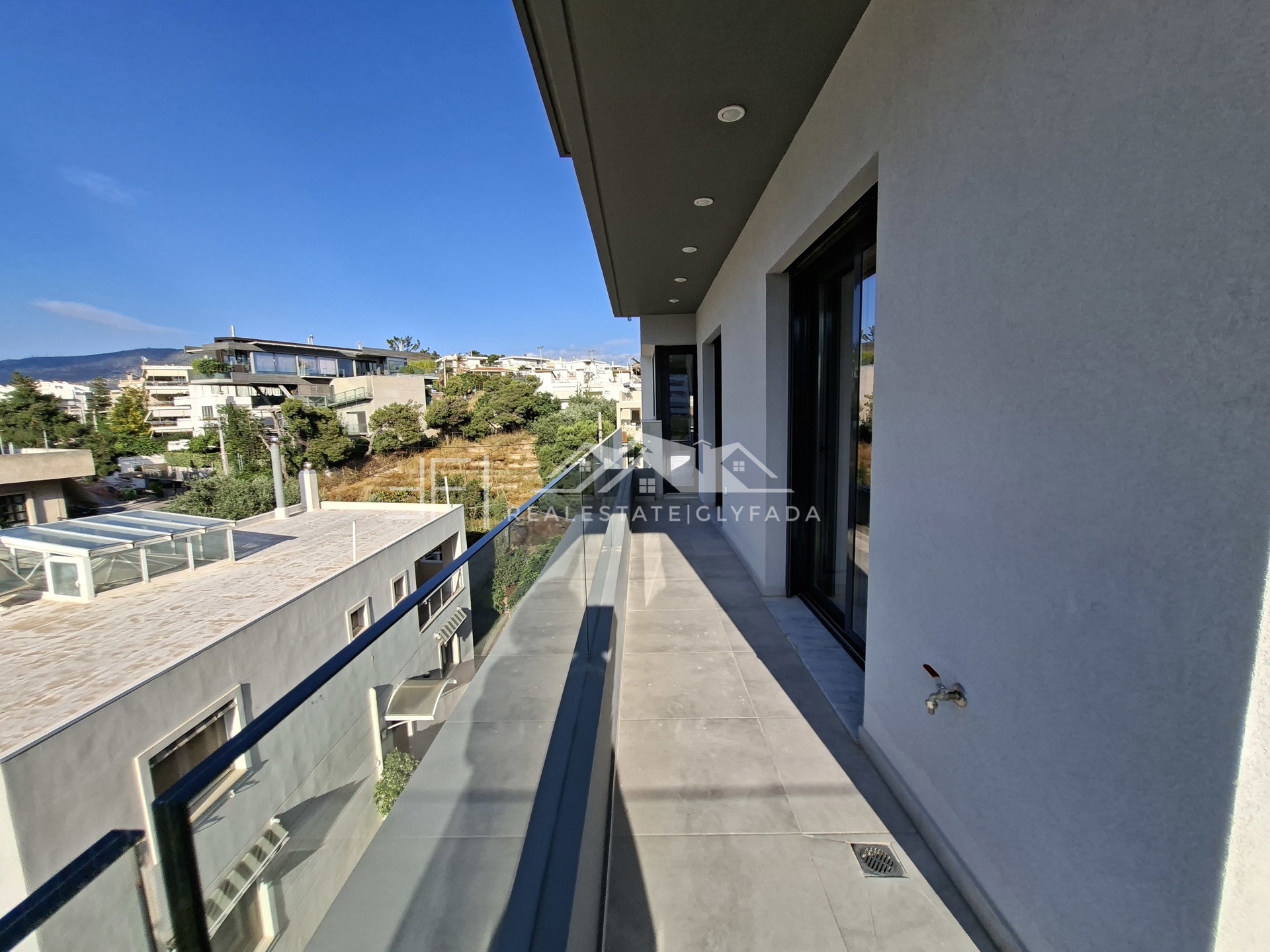 Gallery image 7