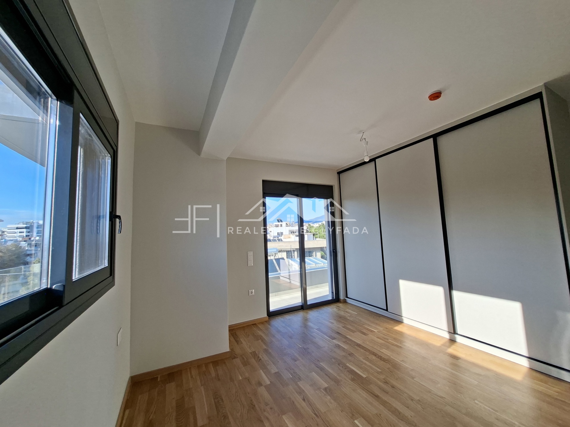 Gallery image 13
