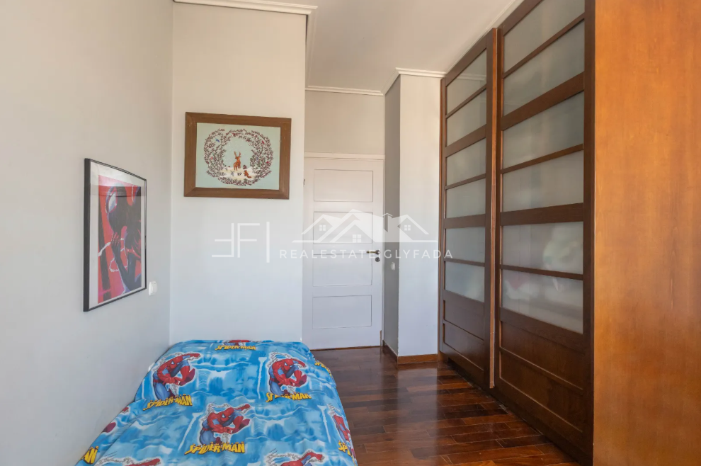 Gallery image 10