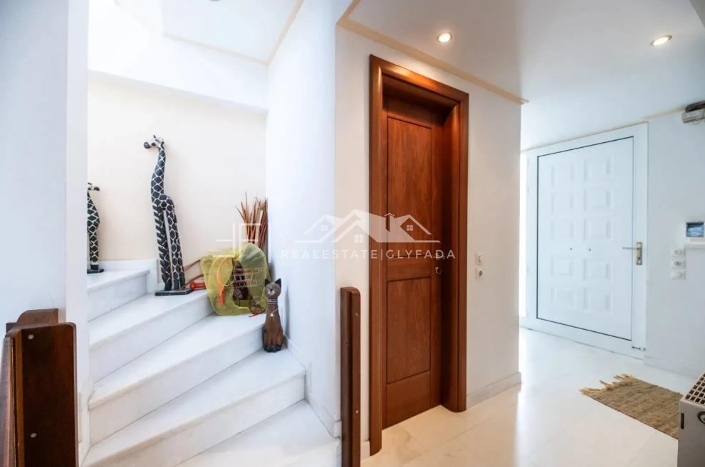 Gallery image 16