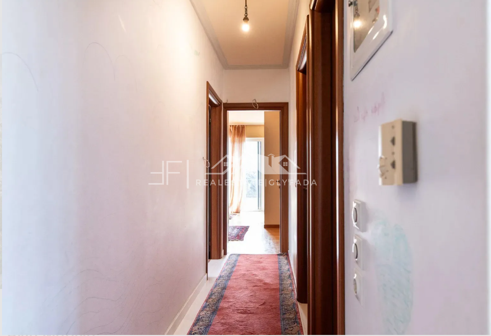 Gallery image 21