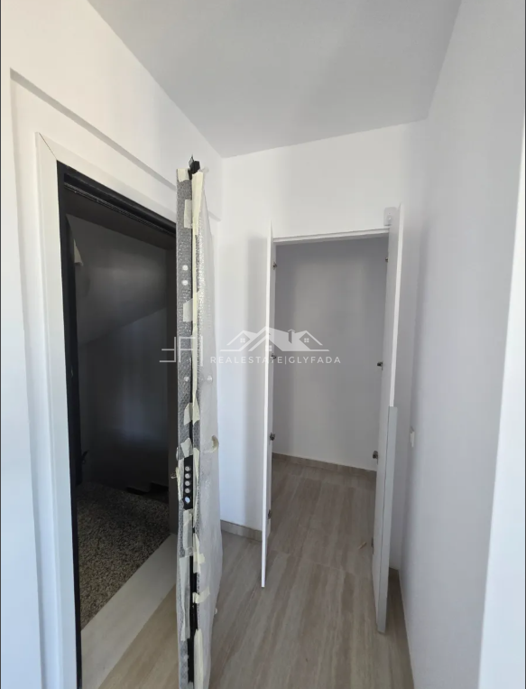 Gallery image 16