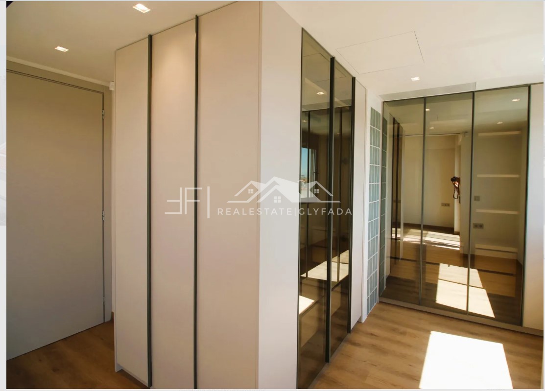 Gallery image 14