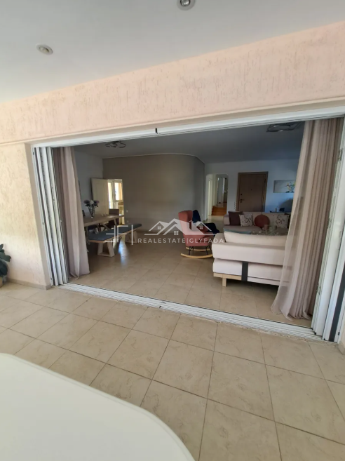 Gallery image 21