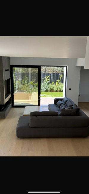 Gallery image 8