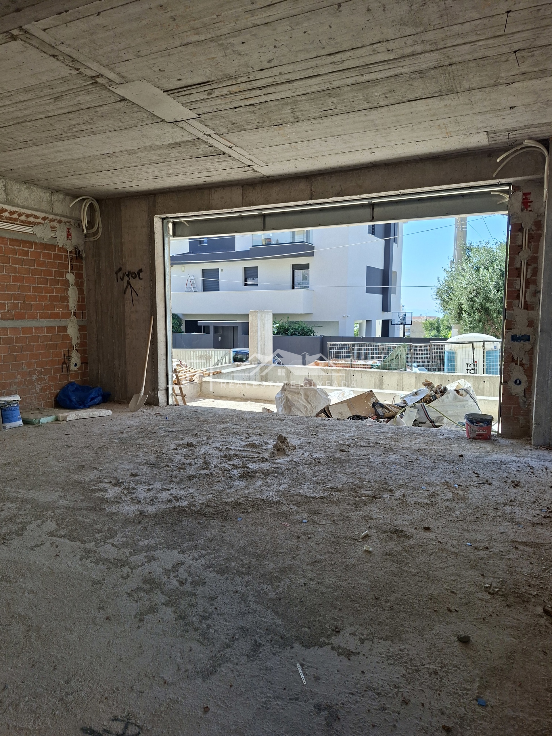 Gallery image 7