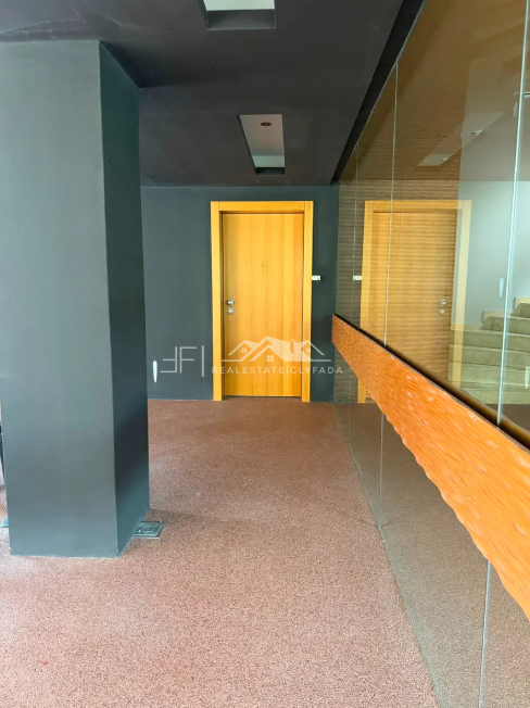 Gallery image 17