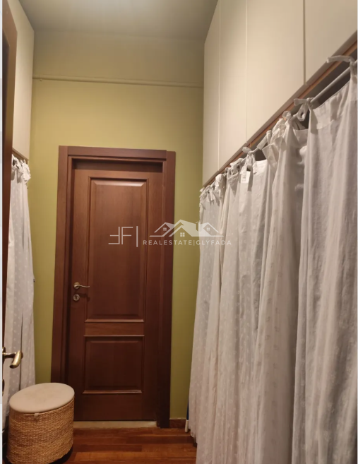 Gallery image 10