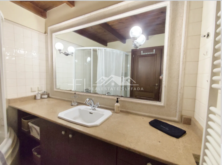 Gallery image 12