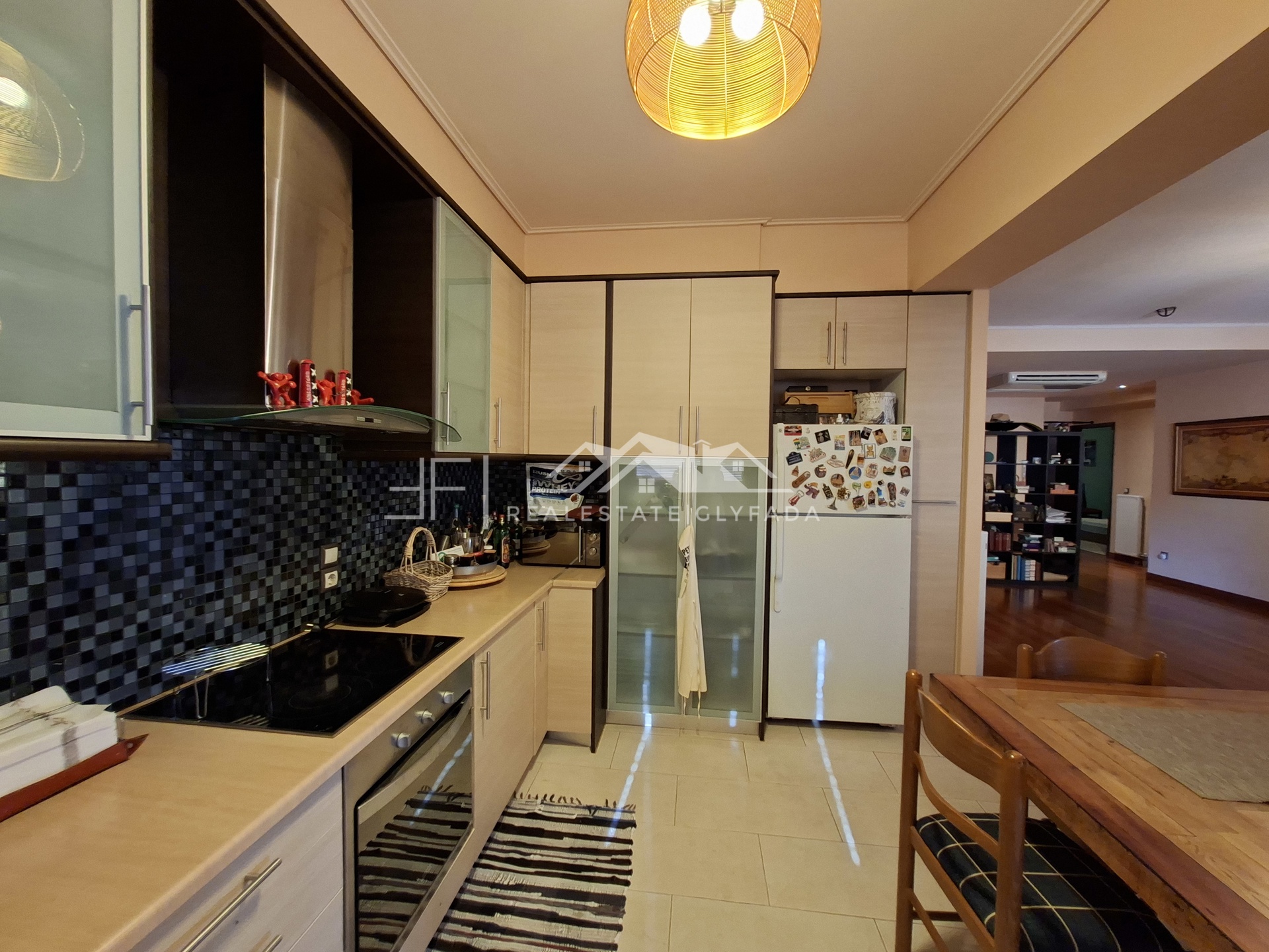 Gallery image 6