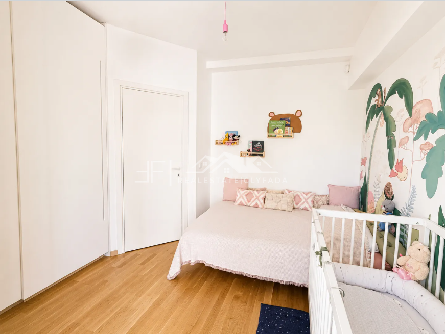 Gallery image 10