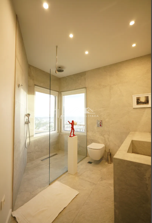 Gallery image 7