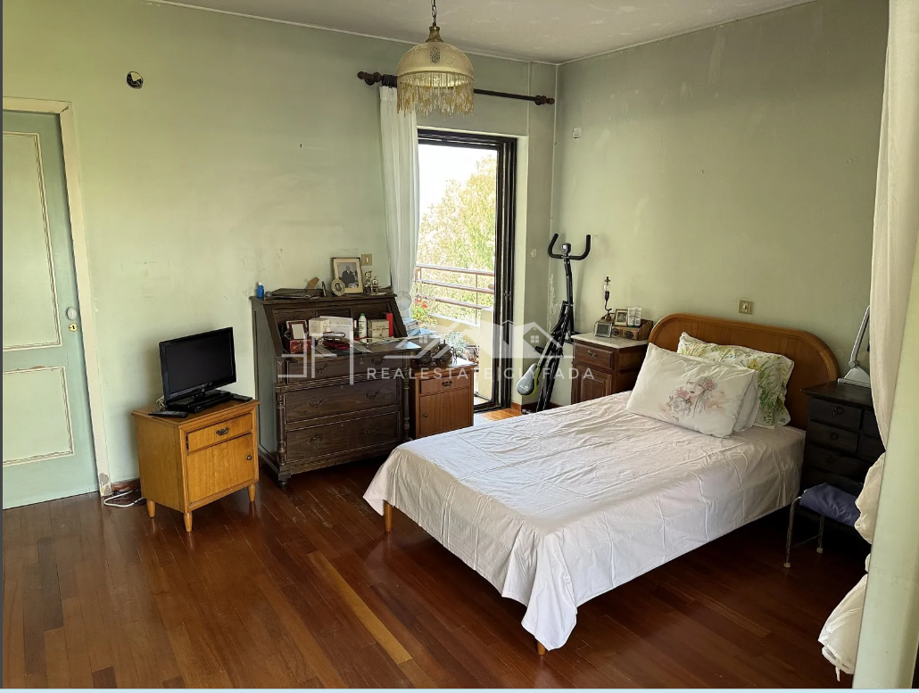 Gallery image 10