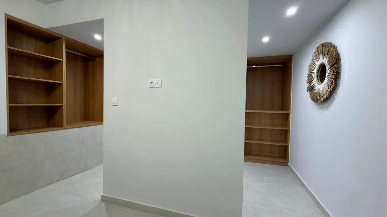 Gallery image 16