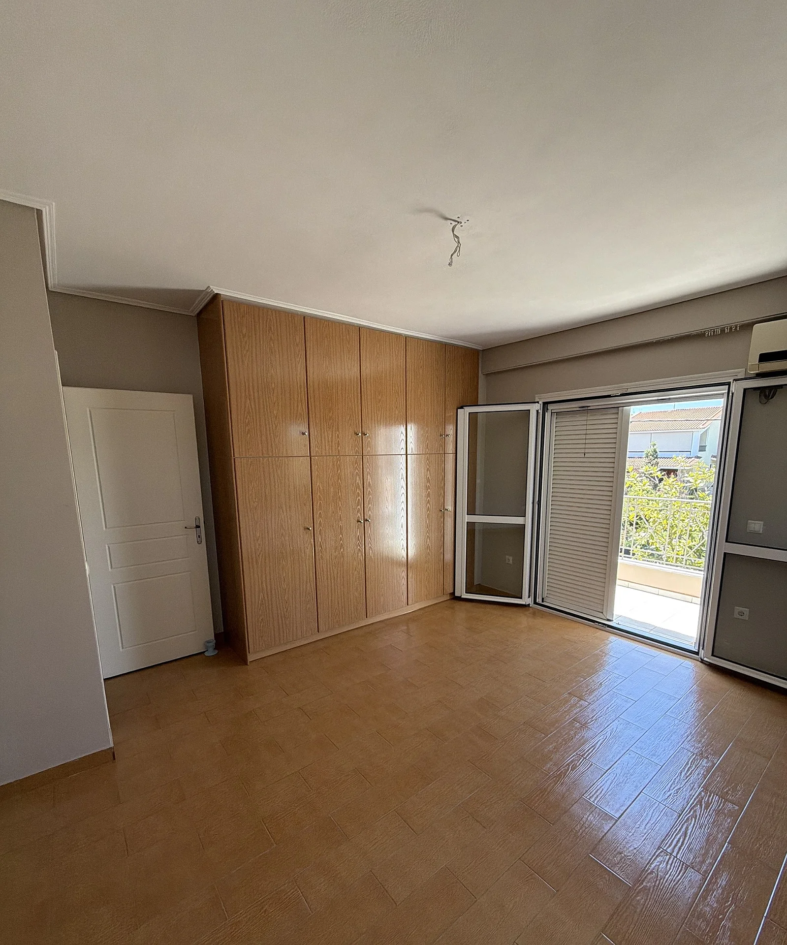 Gallery image 11