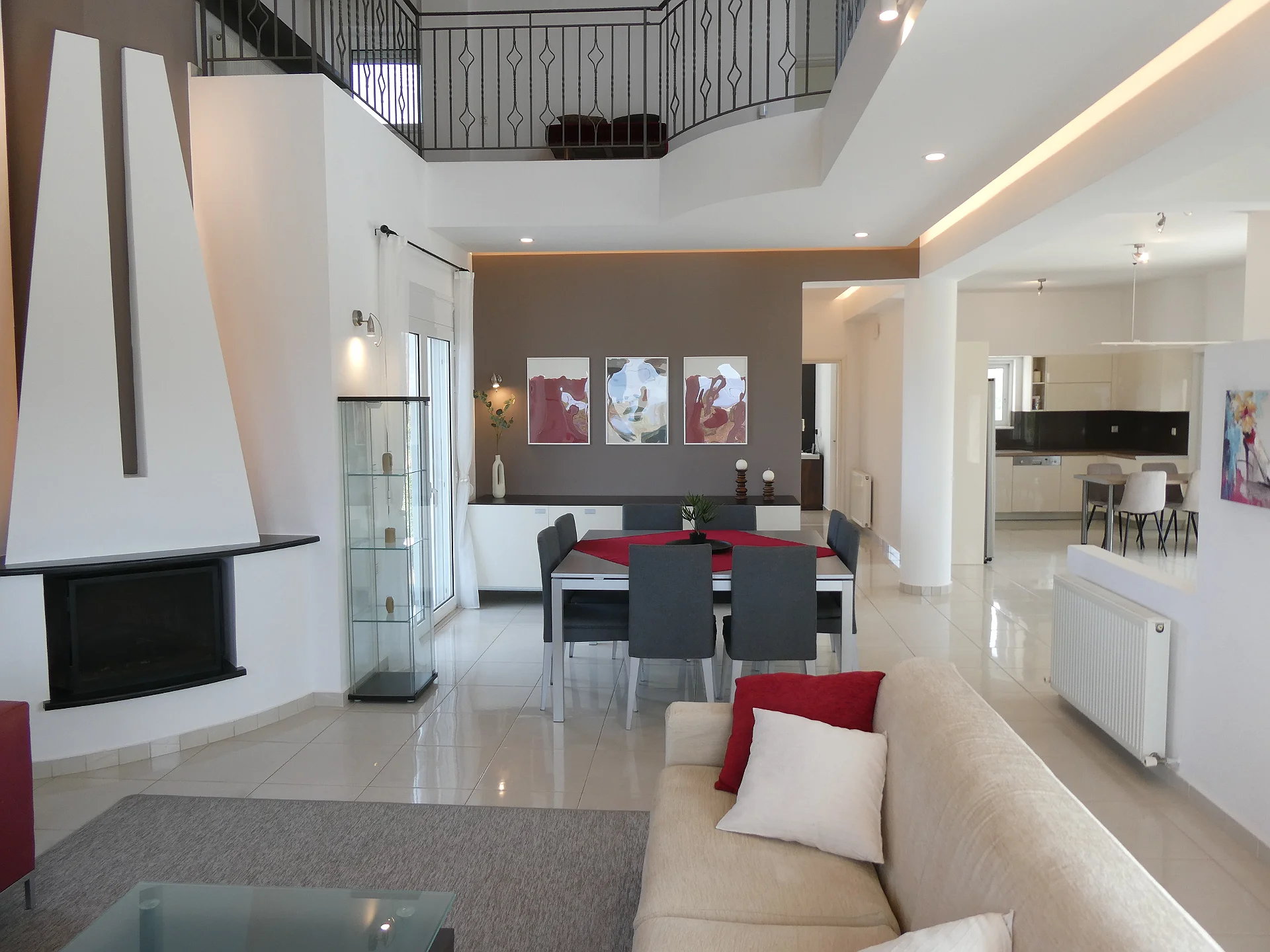 Gallery image 15