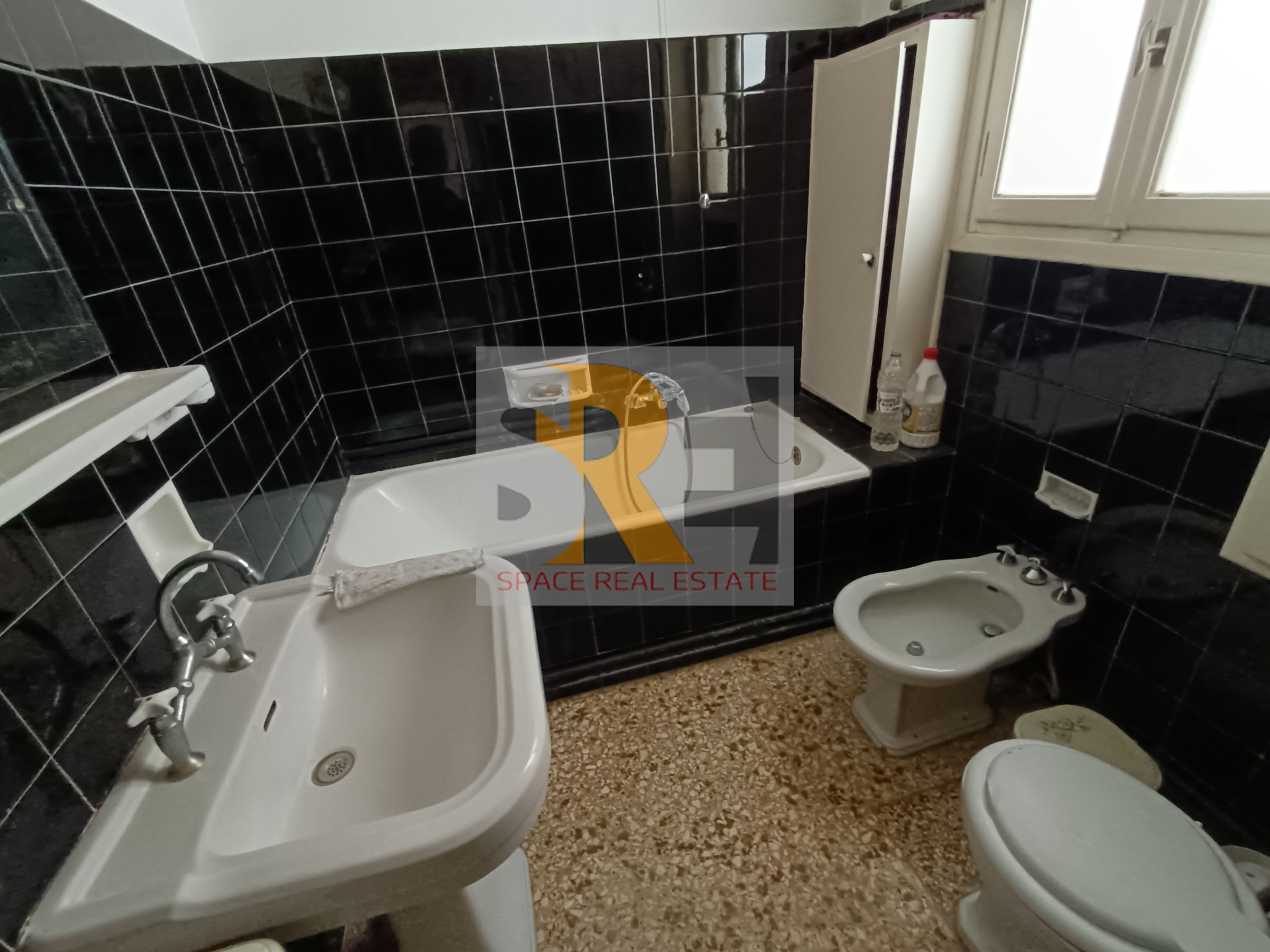 Gallery image 15