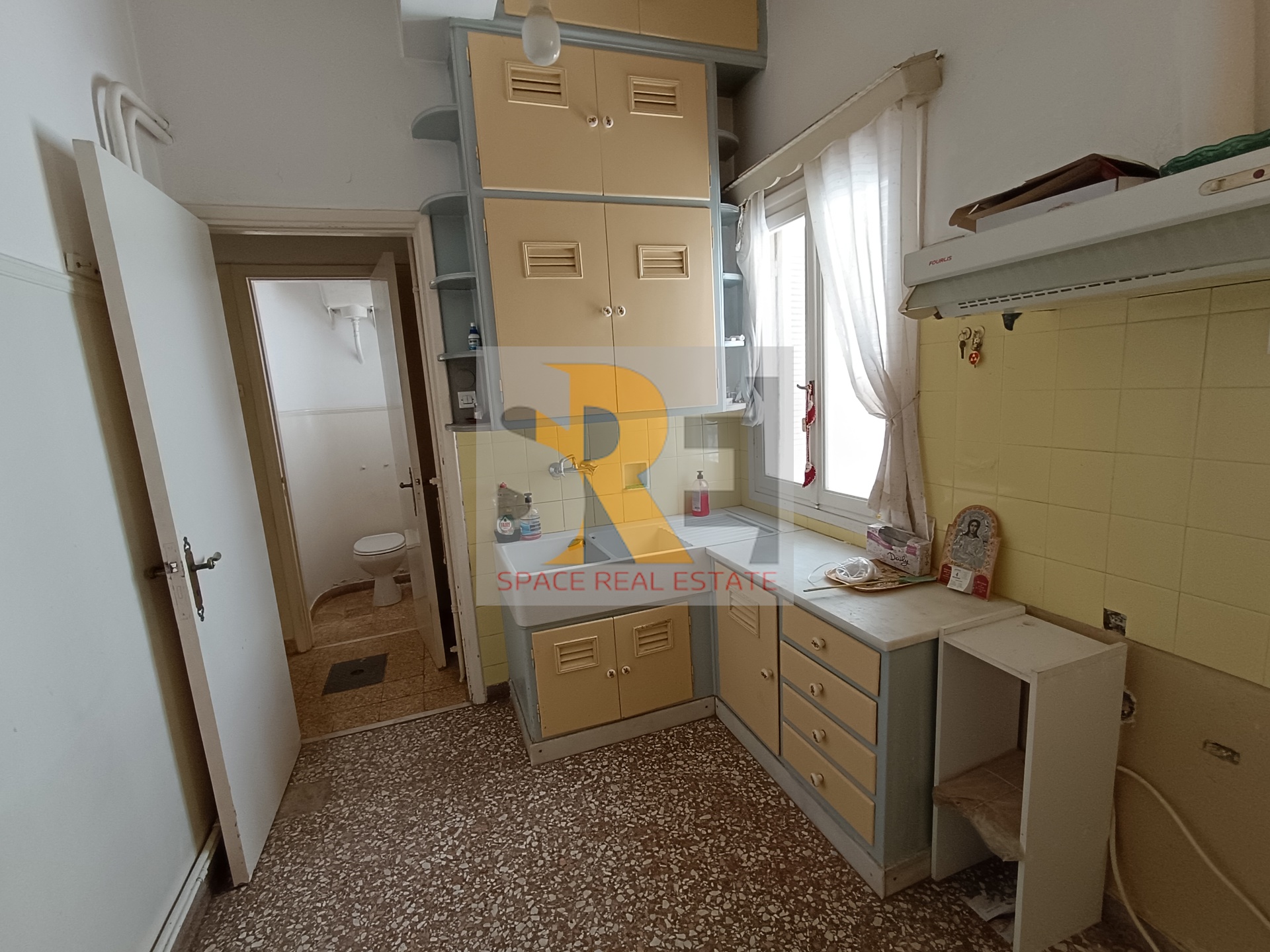 Gallery image 13