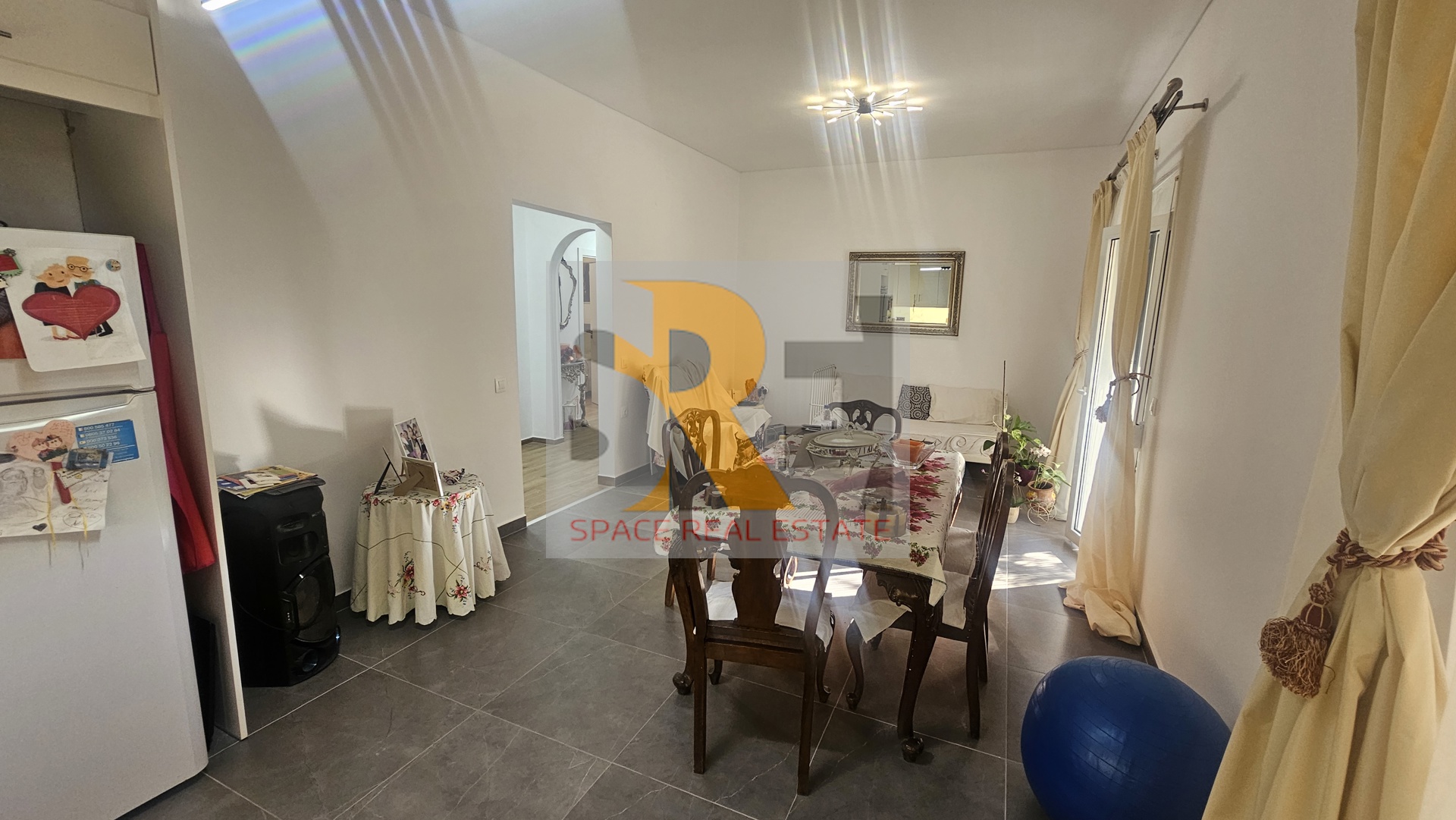Gallery image 7