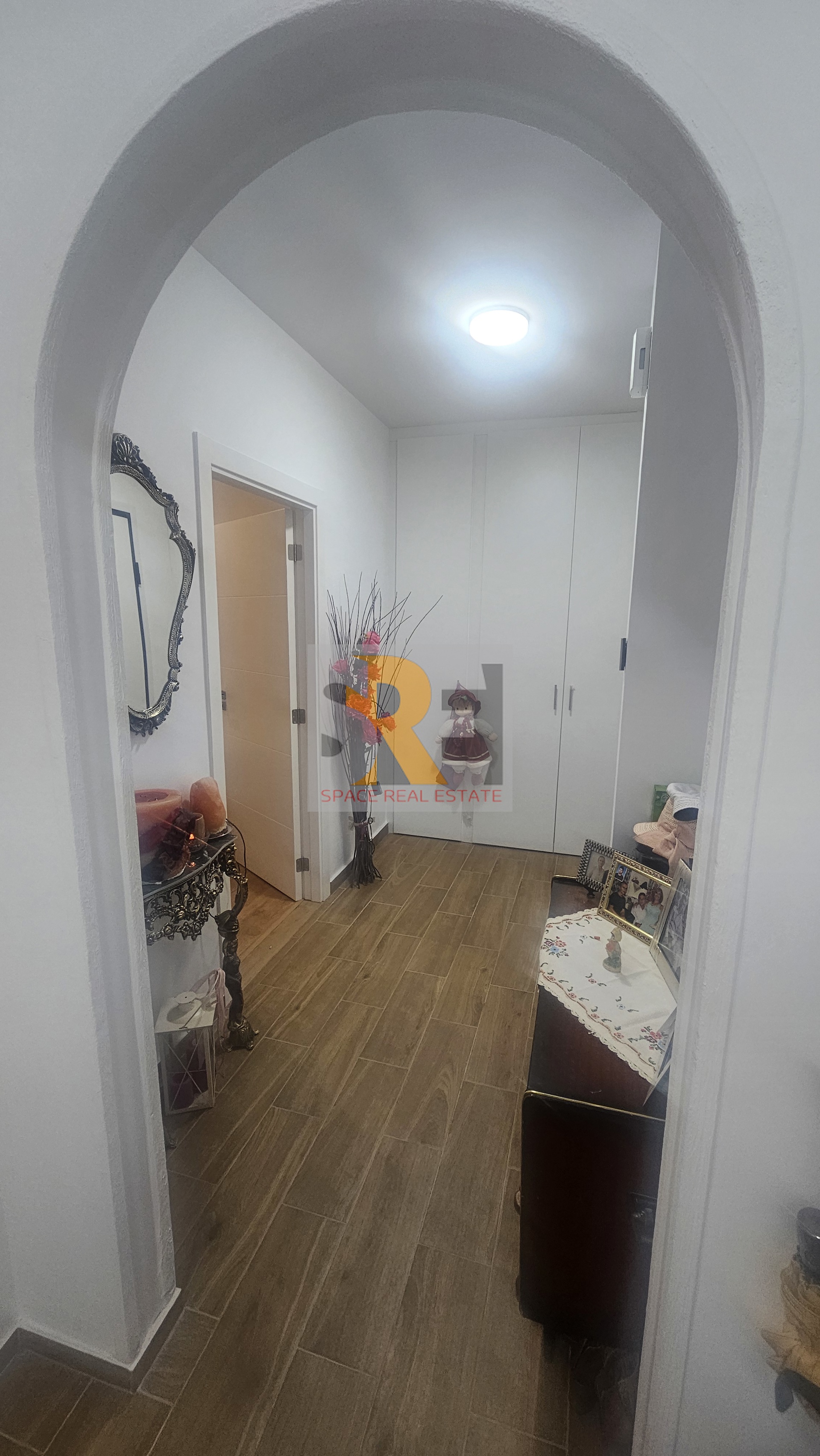 Gallery image 20