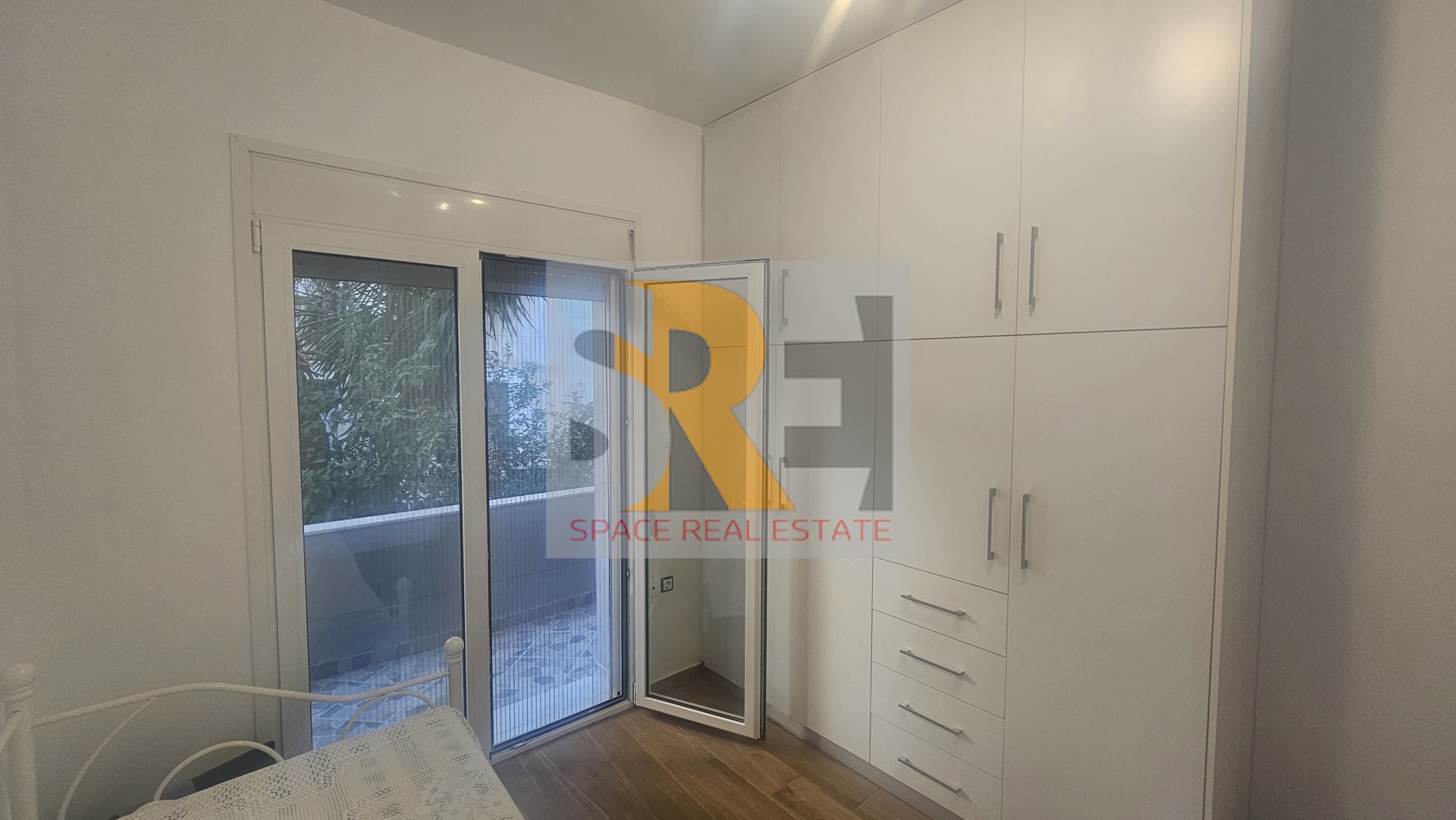 Gallery image 25