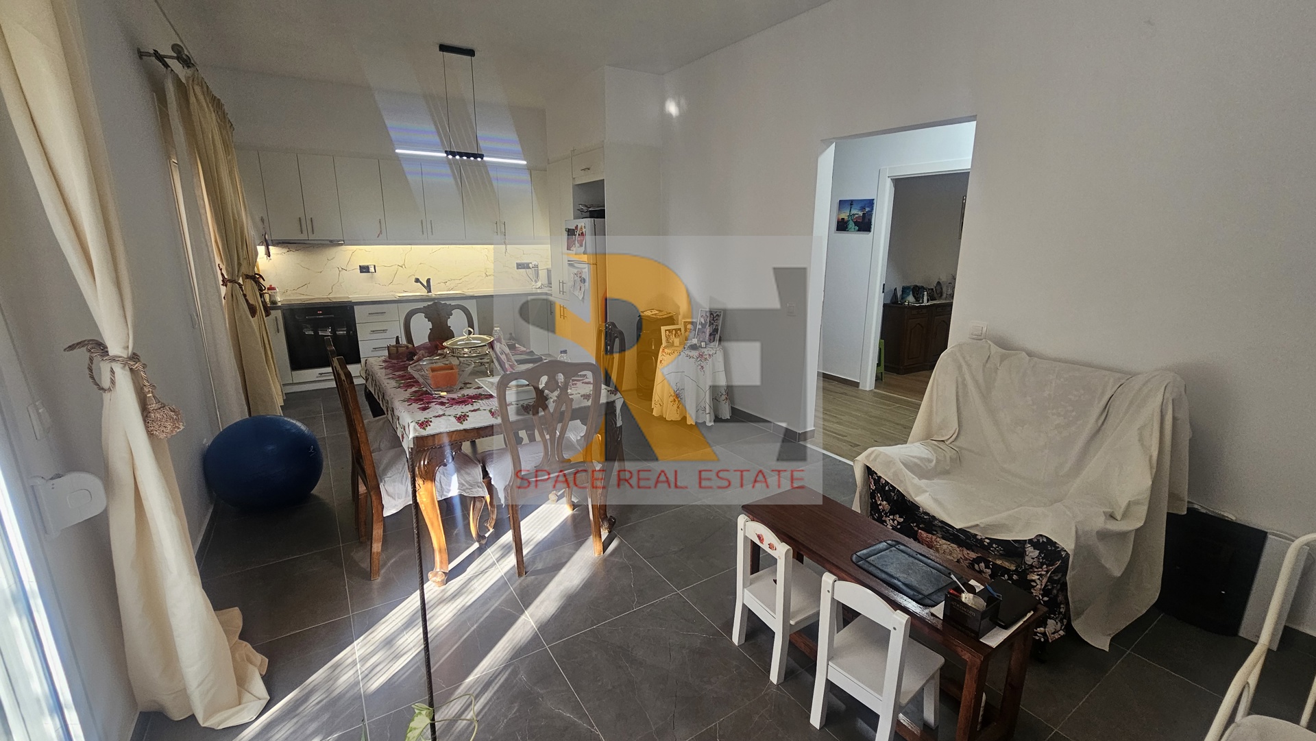 Gallery image 9