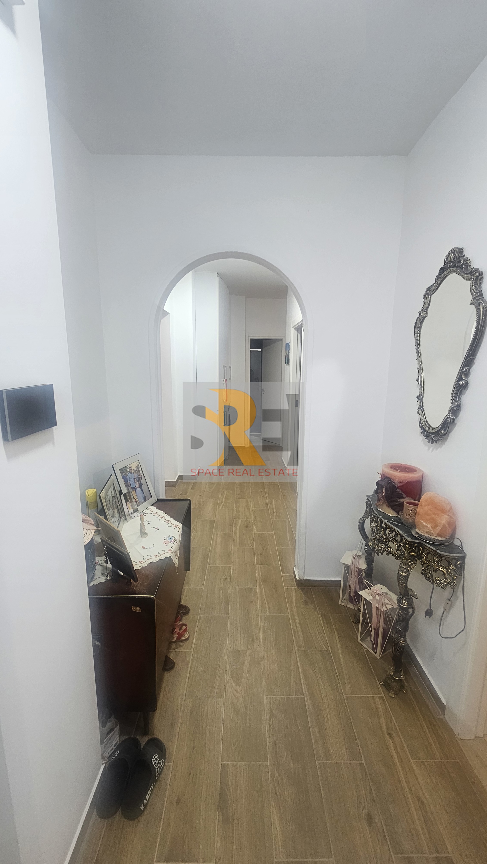 Gallery image 13