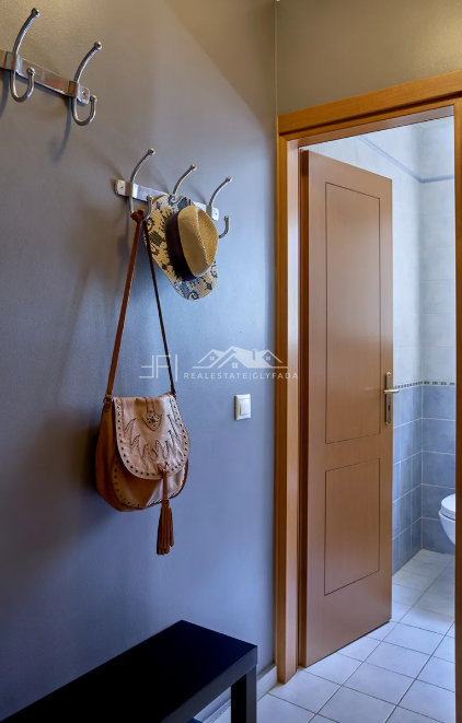 Gallery image 14